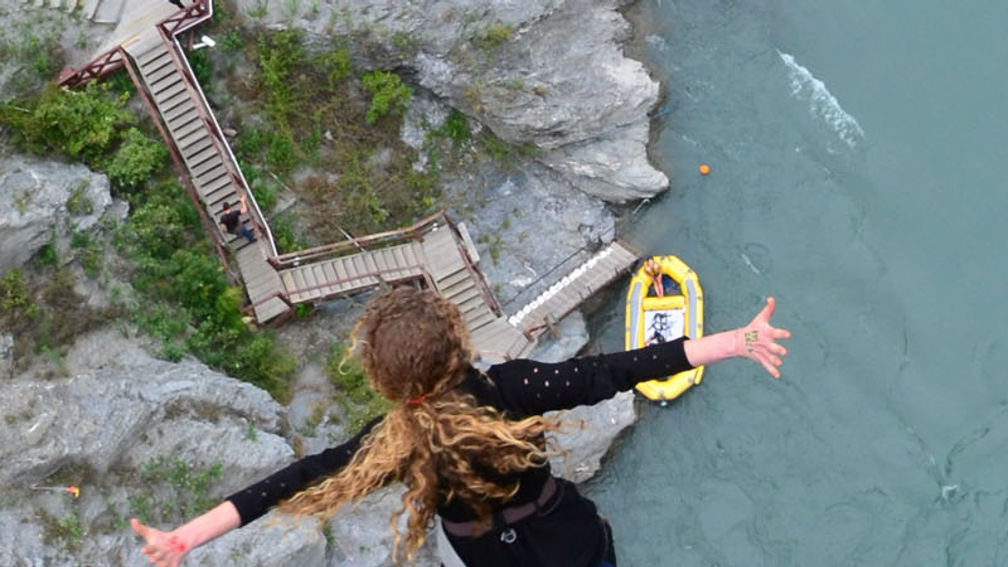 More than 400,000 people conquer New Zealand’s Kawarau Bridge Bungy, the first-ever commercial jump site. // © 2014 AJ Hackett F